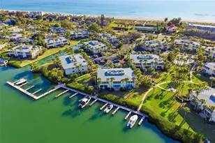 6750 Gulf of Mexico Dr, Longboat Key, FL 34228 - Photo 29