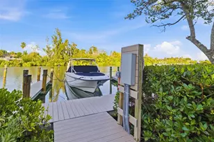 6750 Gulf of Mexico Dr, Longboat Key, FL 34228 - Photo 31