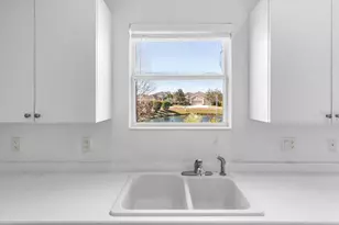 4915 Mission Park Ln, Bradenton, FL 34211 - Photo 15