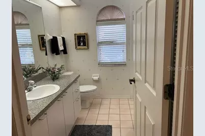 4631 Meadowview Circle, Sarasota, FL 34233 - Photo 23