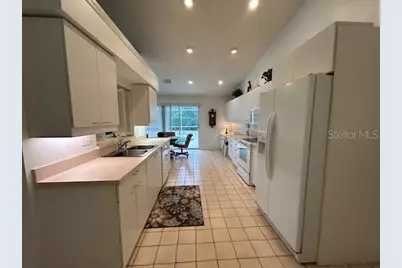 4631 Meadowview Circle, Sarasota, FL 34233 - Photo 13