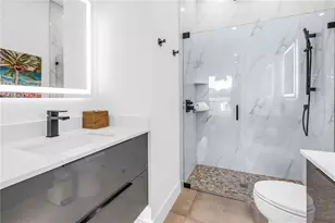 2564 Arlington St, Sarasota, FL 34239 - Photo 25