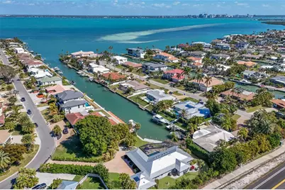 500 Halyard Lane, Longboat Key, FL 34228 - Photo 59