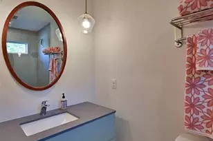 2408 Hillview St, Sarasota, FL 34239 - Photo 13