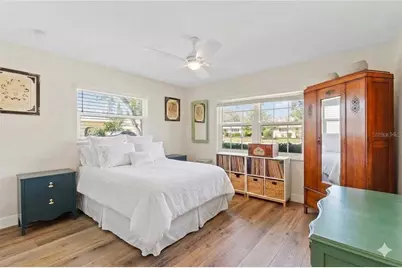 5612 Palm Aire Drive, Sarasota, FL 34243 - Photo 13