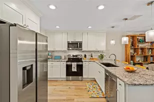 5612 Palm Aire Dr, Sarasota, FL 34243 - Photo 3