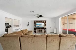 55 N Washington Dr, Sarasota, FL 34236 - Photo 27