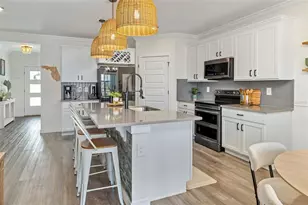 17127 Barnwood Pl, Bradenton, FL 34211 - Photo 7