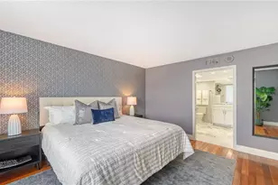 1111 N Gulfstream Ave, Sarasota, FL 34236 - Photo 13