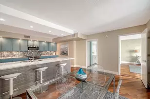 1111 N Gulfstream Ave, Sarasota, FL 34236 - Photo 11