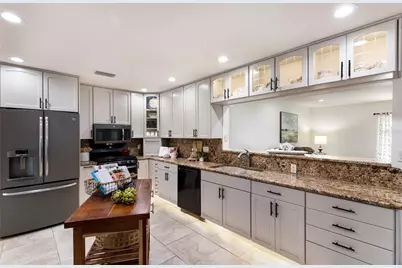 1516 Fox Creek Drive, Sarasota, FL 34240 - Photo 25