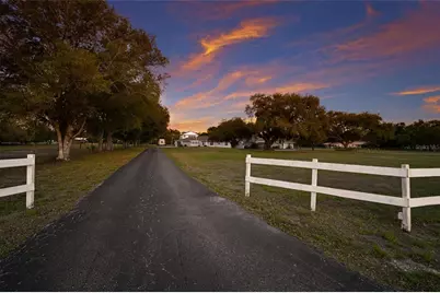 1516 Fox Creek Drive, Sarasota, FL 34240 - Photo 5