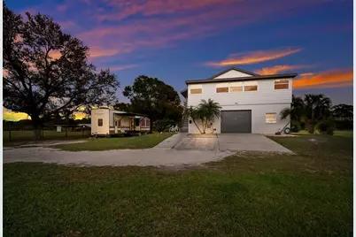 1516 Fox Creek Drive, Sarasota, FL 34240 - Photo 3
