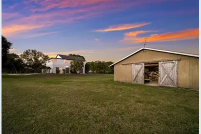 1516 Fox Creek Drive, Sarasota, FL 34240 - Photo 79