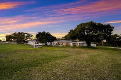 1516 Fox Creek Drive, Sarasota, FL 34240 - Photo 7