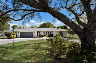 1516 Fox Creek Dr, Sarasota, FL 34240 - Photo 13