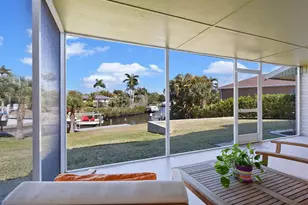 5669 America Dr, Sarasota, FL 34231 - Photo 23