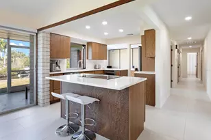 5669 America Dr, Sarasota, FL 34231 - Photo 13