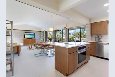 5669 America Drive, Sarasota, FL 34231 - Photo 7