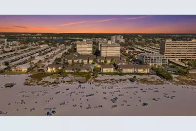 1200 E Peppertree Lane #307, Sarasota, FL 34242 - Photo 31