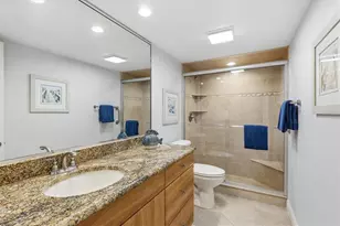 1200 E Peppertree Ln, Sarasota, FL 34242 - Photo 21