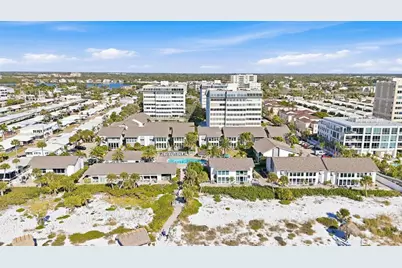 1200 E Peppertree Lane #307, Sarasota, FL 34242 - Photo 31