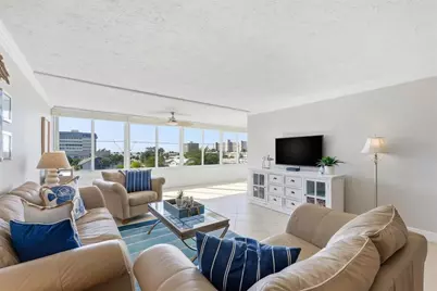 1200 E Peppertree Lane #307, Sarasota, FL 34242 - Photo 13