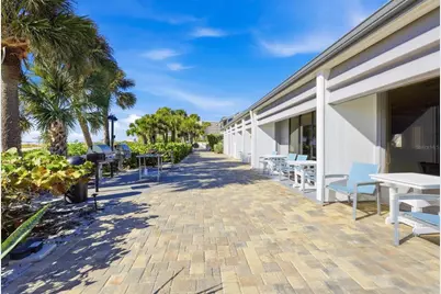 1200 E Peppertree Lane #307, Sarasota, FL 34242 - Photo 37