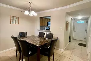 918 La Costa Cir, Sarasota, FL 34237 - Photo 5