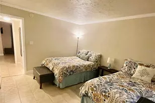 918 La Costa Cir, Sarasota, FL 34237 - Photo 19