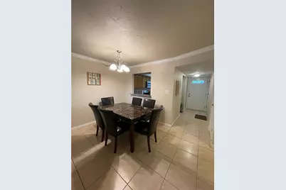 918 La Costa Circle #3, Sarasota, FL 34237 - Photo 5