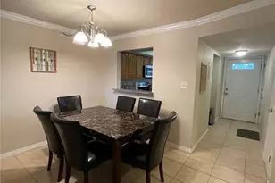 918 La Costa Cir, Sarasota, FL 34237 - Photo 5