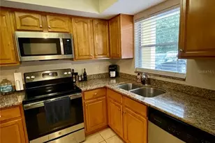 918 La Costa Cir, Sarasota, FL 34237 - Photo 11