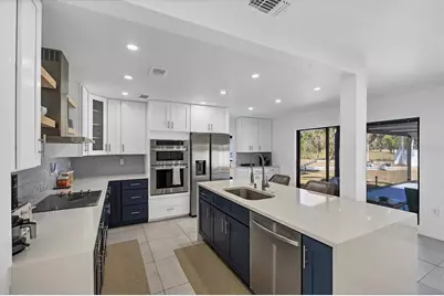 4760 Meredith Lane, Sarasota, FL 34241 - Photo 13