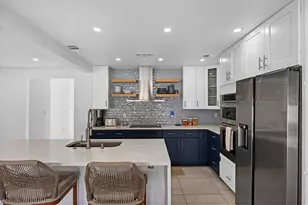 4760 Meredith Ln, Sarasota, FL 34241 - Photo 15