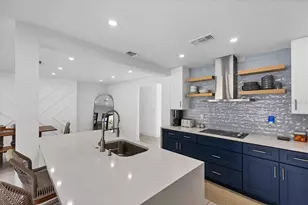 4760 Meredith Ln, Sarasota, FL 34241 - Photo 11