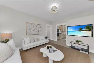 1611 Hyde Park St, Sarasota, FL 34239 - Photo 17