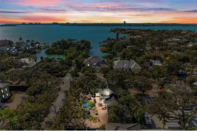 1611 Hyde Park Street, Sarasota, FL 34239 - Photo 3