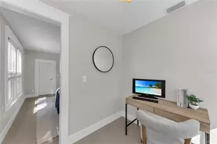 1611 Hyde Park St, Sarasota, FL 34239 - Photo 37