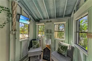 1611 Hyde Park St, Sarasota, FL 34239 - Photo 63