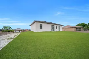 4003 10th St SW, Lehigh Acres, FL 33976 - Photo 27
