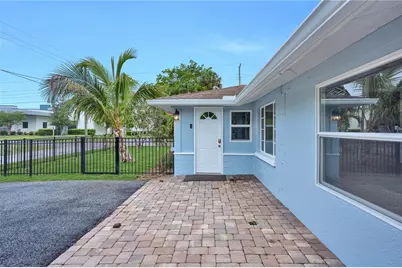 3510 4th Avenue W, Bradenton, FL 34205 - Photo 9