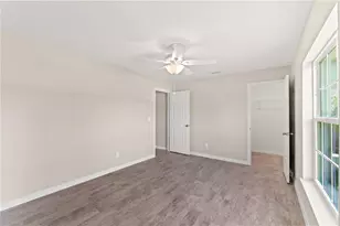 11888 Crocus Ave, Port Charlotte, FL 33981 - Photo 17