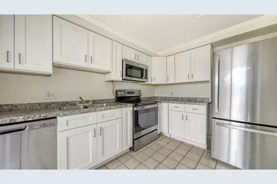 2491 Crispin Court #G3, Sarasota, FL 34235 - Photo 9