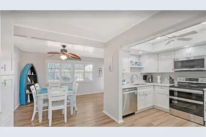 1019 Beach Manor Center #35, Venice, FL 34285 - Photo 5