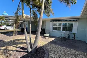 1019 Beach Manor Center, Venice, FL 34285 - Photo 13