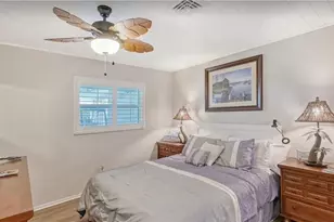 1019 Beach Manor Center, Venice, FL 34285 - Photo 7