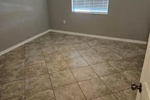 2744 Hidden Lake Blvd, Sarasota, FL 34237 - Photo 3