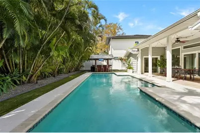 1920 Wisteria Street, Sarasota, FL 34239 - Photo 3