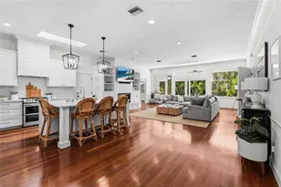 1920 Wisteria St, Sarasota, FL 34239 - Photo 5